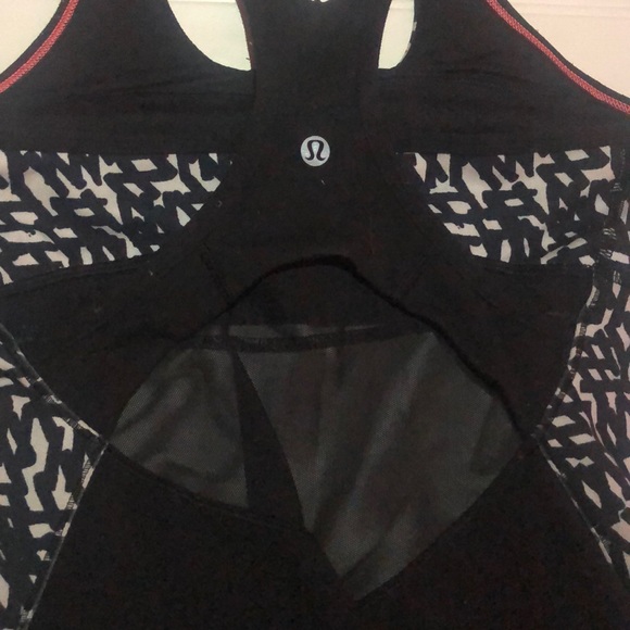 Lululemon Athletica Tank EUC - Picture 5 of 8